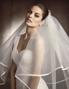 abito da sposa con velo corto - Daniele Panareo fotografo Matrimonio Lecce